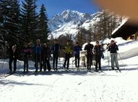 Le groupe toujours au départ Le groupe toujours au départ