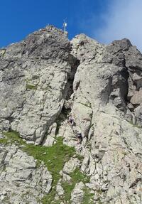 Cheminée finale équipée d'échelles Cheminée finale équipée d'échelles